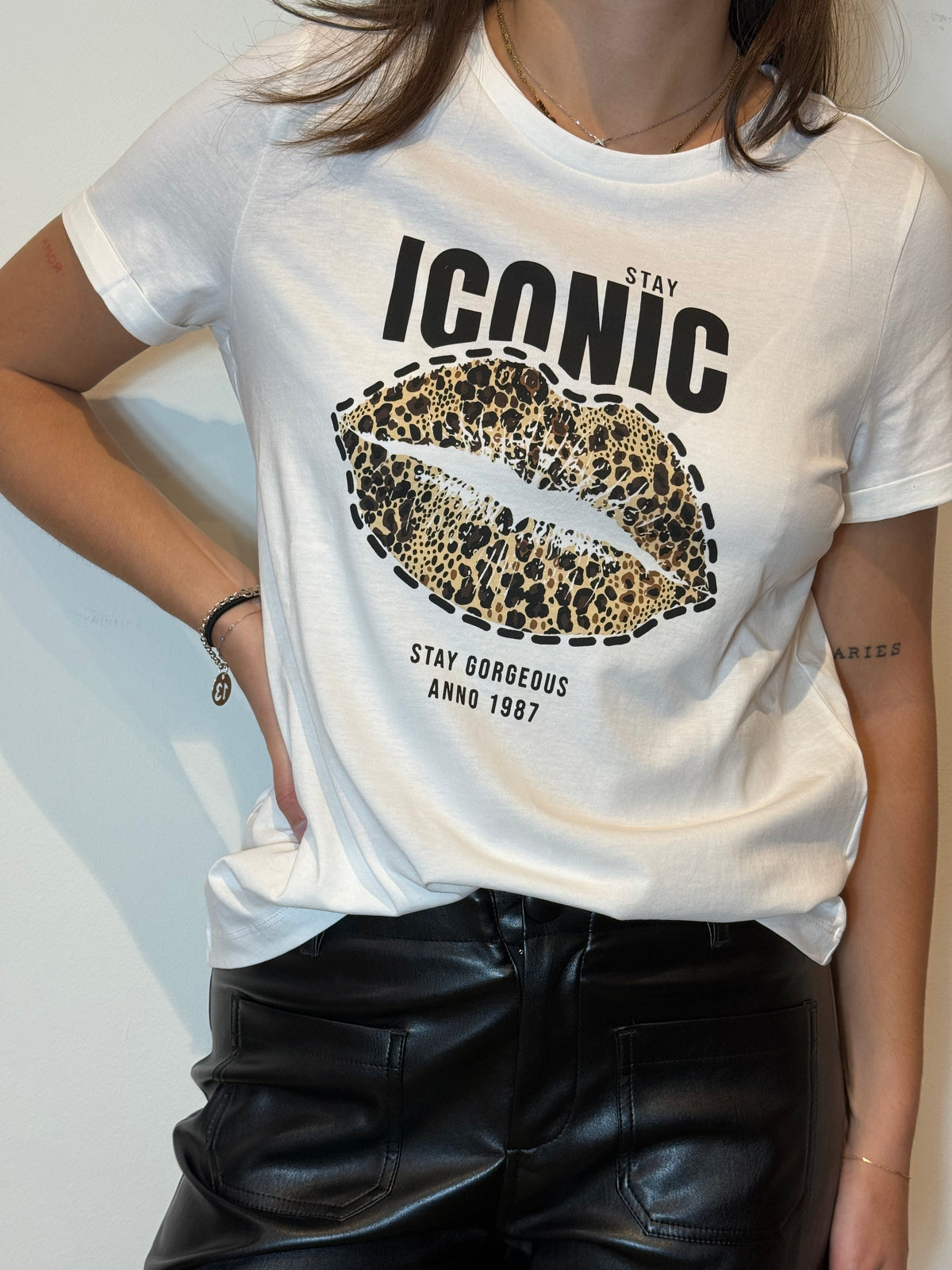 T-shirt Olivia