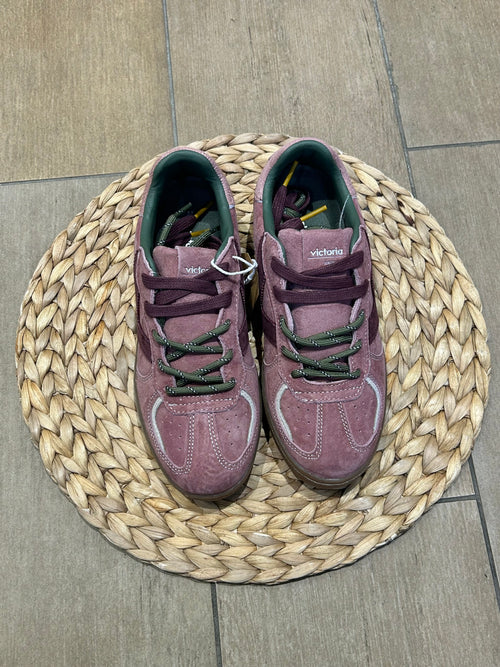Baskets Victoria Londres Daim